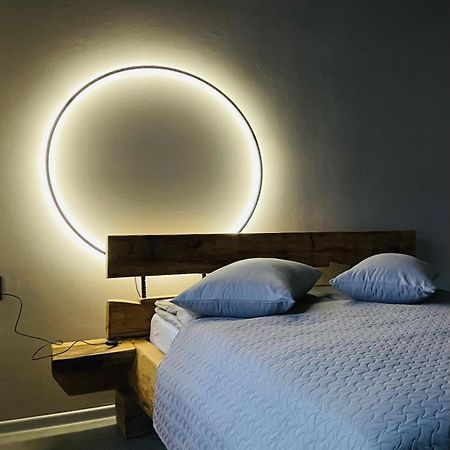 Brivibas Residence - North & South, Free Privat Parking, Free Wifi, Self Check-In Рига Экстерьер фото